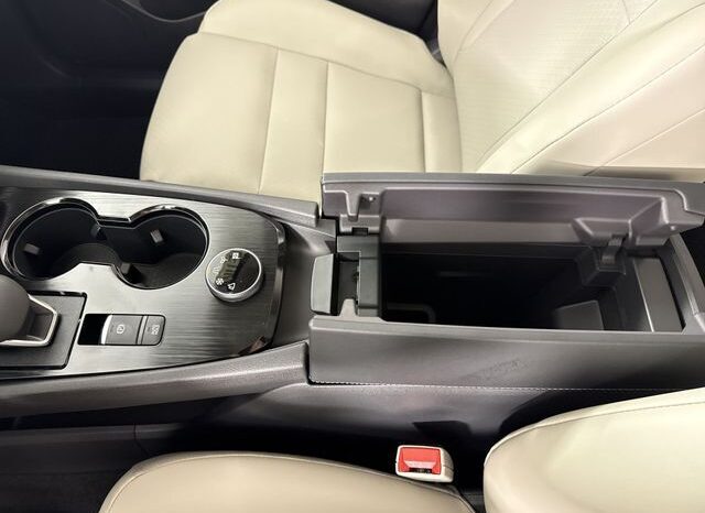 
								Nissan Rogue full									