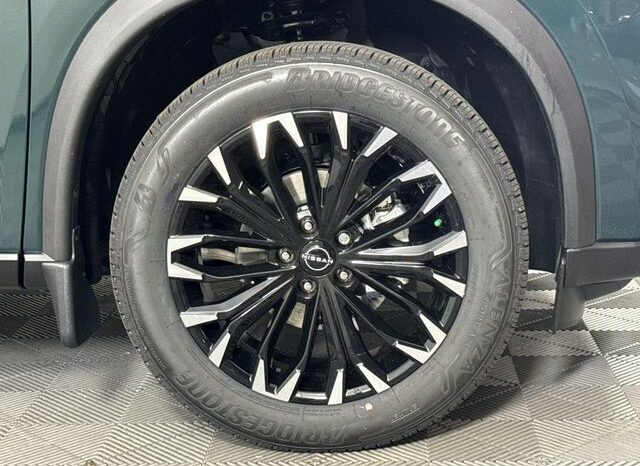 
								Nissan Rogue full									