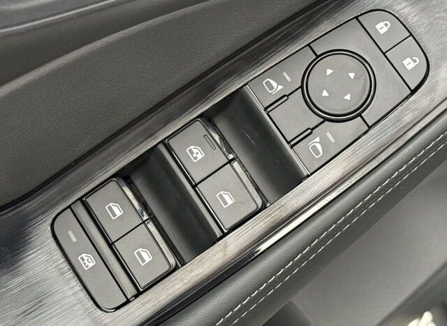 
 Nissan Rogue full									