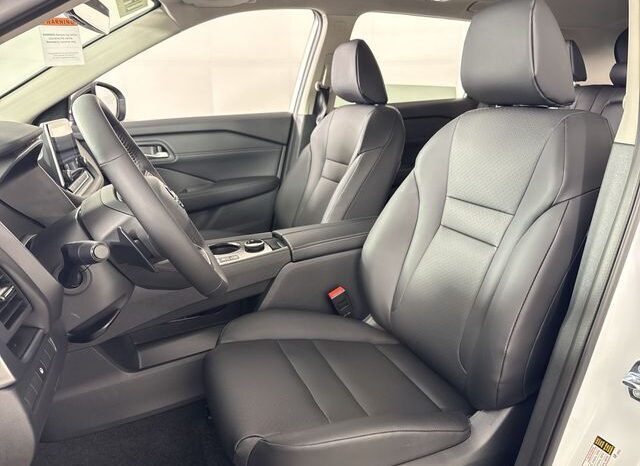 
								Nissan Rogue full									