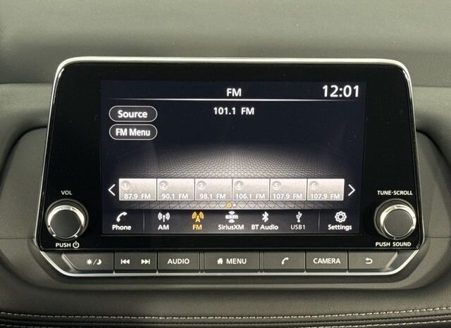 
								Nissan Rogue full									