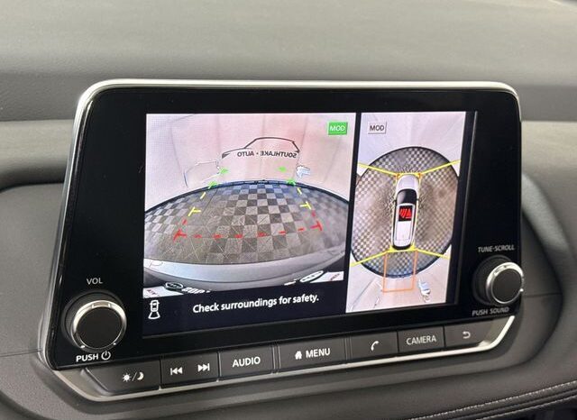 
								Nissan Rogue full									