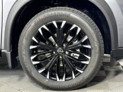 
										Nissan Rogue full									