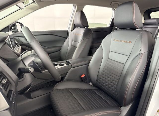 
								Nissan Rogue full									