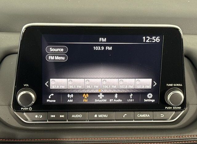 
								Nissan Rogue full									