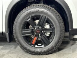 
										Nissan Rogue full									