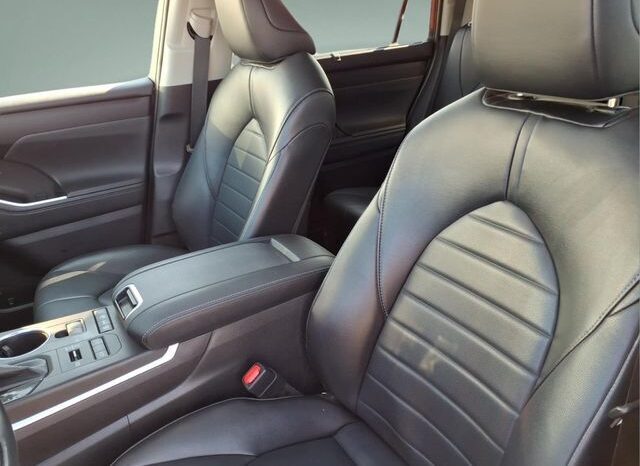 
								Toyota Highlander full									