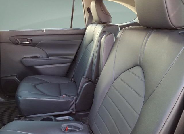 
								Toyota Highlander full									