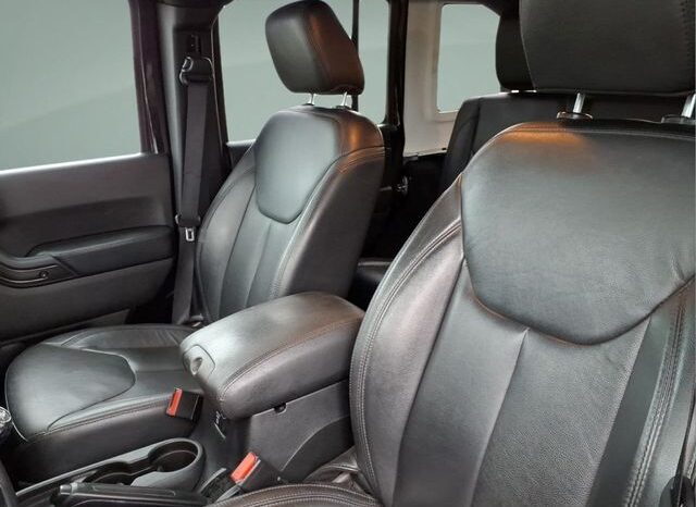 
								Jeep Wrangler full									
