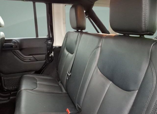 
								Jeep Wrangler full									