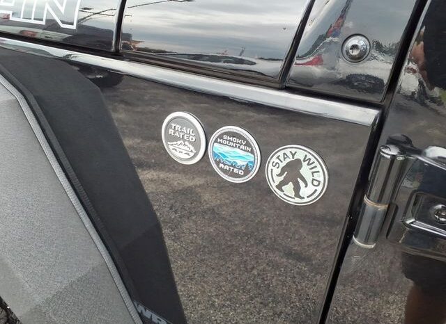 
								Jeep Wrangler full									