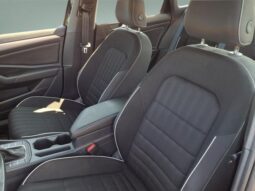 
										Volkswagen Jetta full									