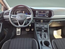 
										Volkswagen Jetta full									