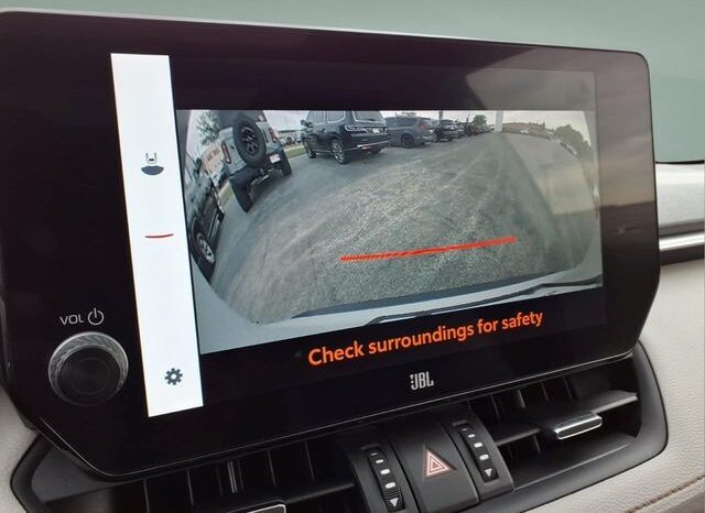 
								Toyota RAV4 Hybrid full									