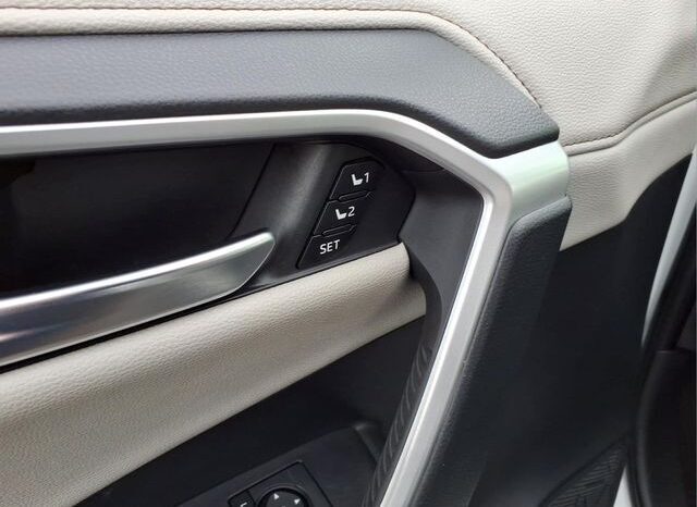 
								Toyota RAV4 Hybrid full									