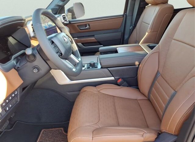 
 Toyota Sequoia full									