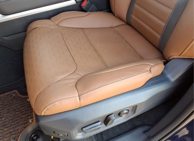 
 Toyota Sequoia full									