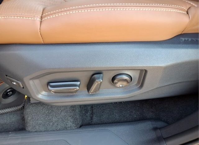 
 Toyota Sequoia full									