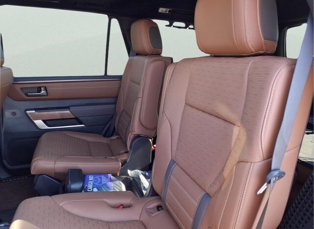 
 Toyota Sequoia full									