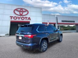 Toyota Sequoia