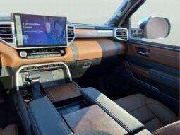 Toyota Sequoia full