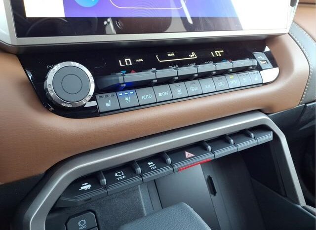 
 Toyota Sequoia full									