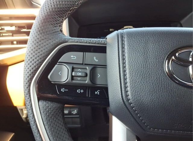 
 Toyota Sequoia full									