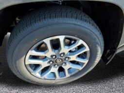 Toyota Sequoia full