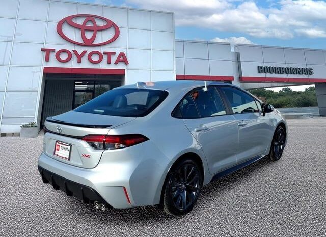 
 Toyota Corolla full									