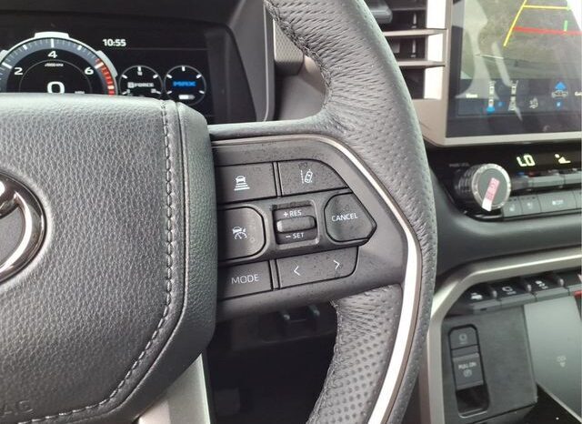 
 Toyota Tundra Hybrid full									