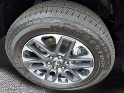 Toyota Tundra Hybrid full