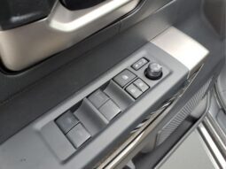 Toyota Tundra Hybrid full