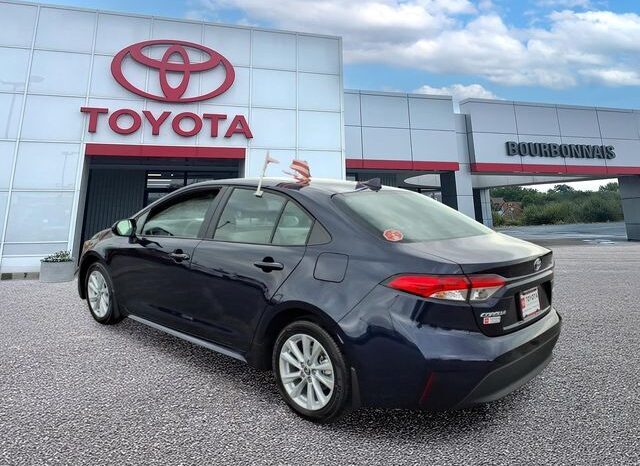 
 Toyota Corolla full									