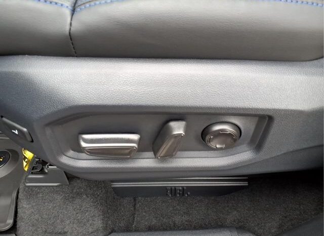 
								Toyota Tundra Hybrid full									