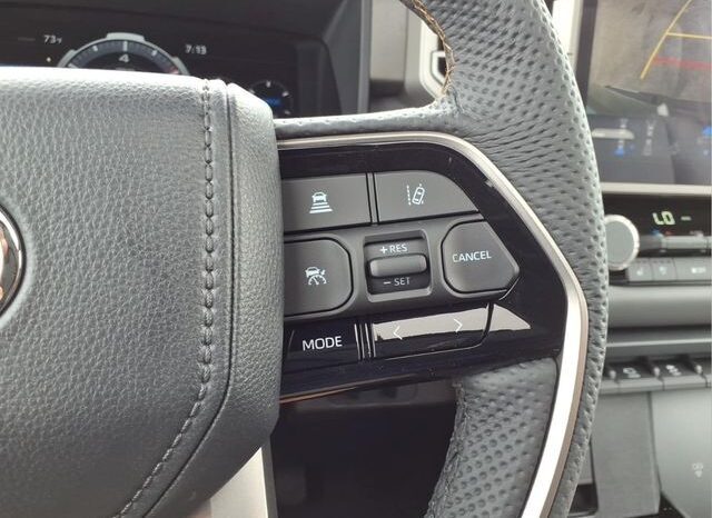 
								Toyota Tundra Hybrid full									