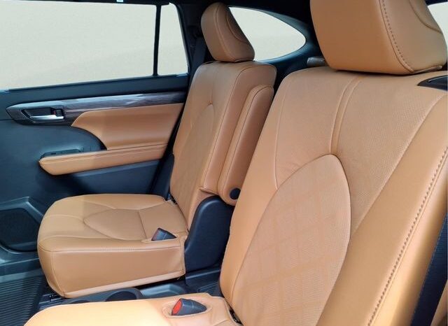 
 Toyota Highlander full									