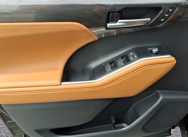 
 Toyota Highlander full									