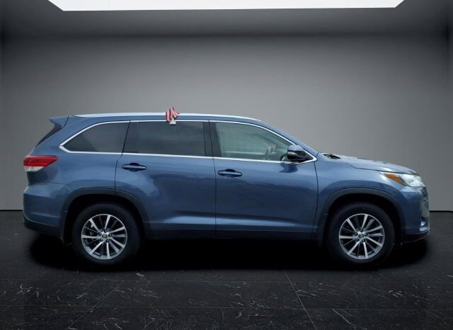 
								Toyota Highlander full									