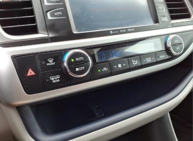
								Toyota Highlander full									