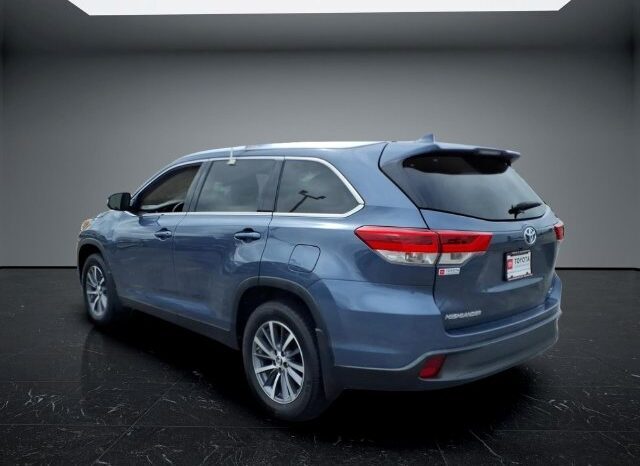 
								Toyota Highlander full									