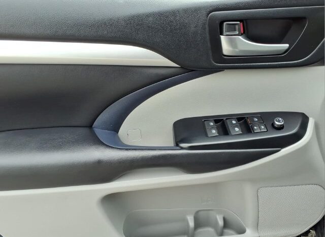 
								Toyota Highlander full									