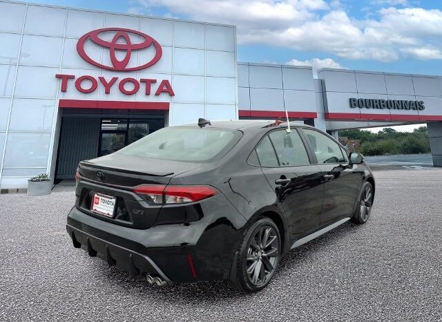 
								Toyota Corolla full									