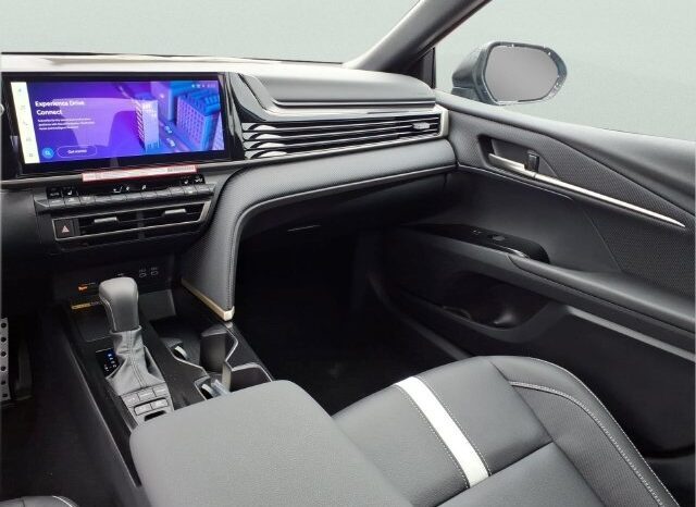 
								Toyota Camry full									
