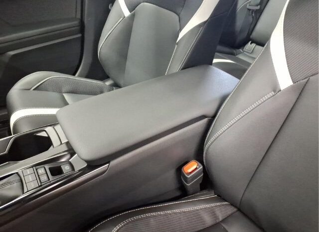 
								Toyota Camry full									
