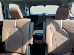
										Toyota Grand Highlander full									