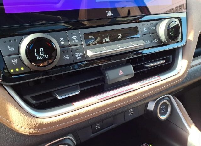 
								Toyota Grand Highlander full									
