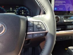 
										Toyota Grand Highlander full									
