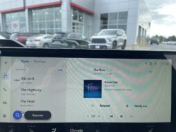 
										Toyota C-HR full									
