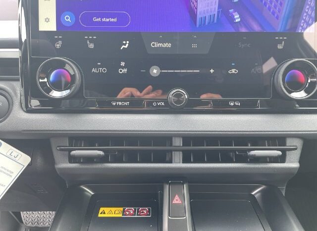 
								Toyota C-HR full									