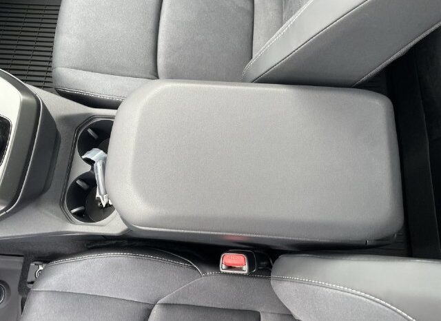 
								Toyota C-HR full									